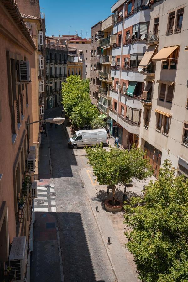 Ibericabeds Nueva De San Anton Apartment Granada Bagian luar foto