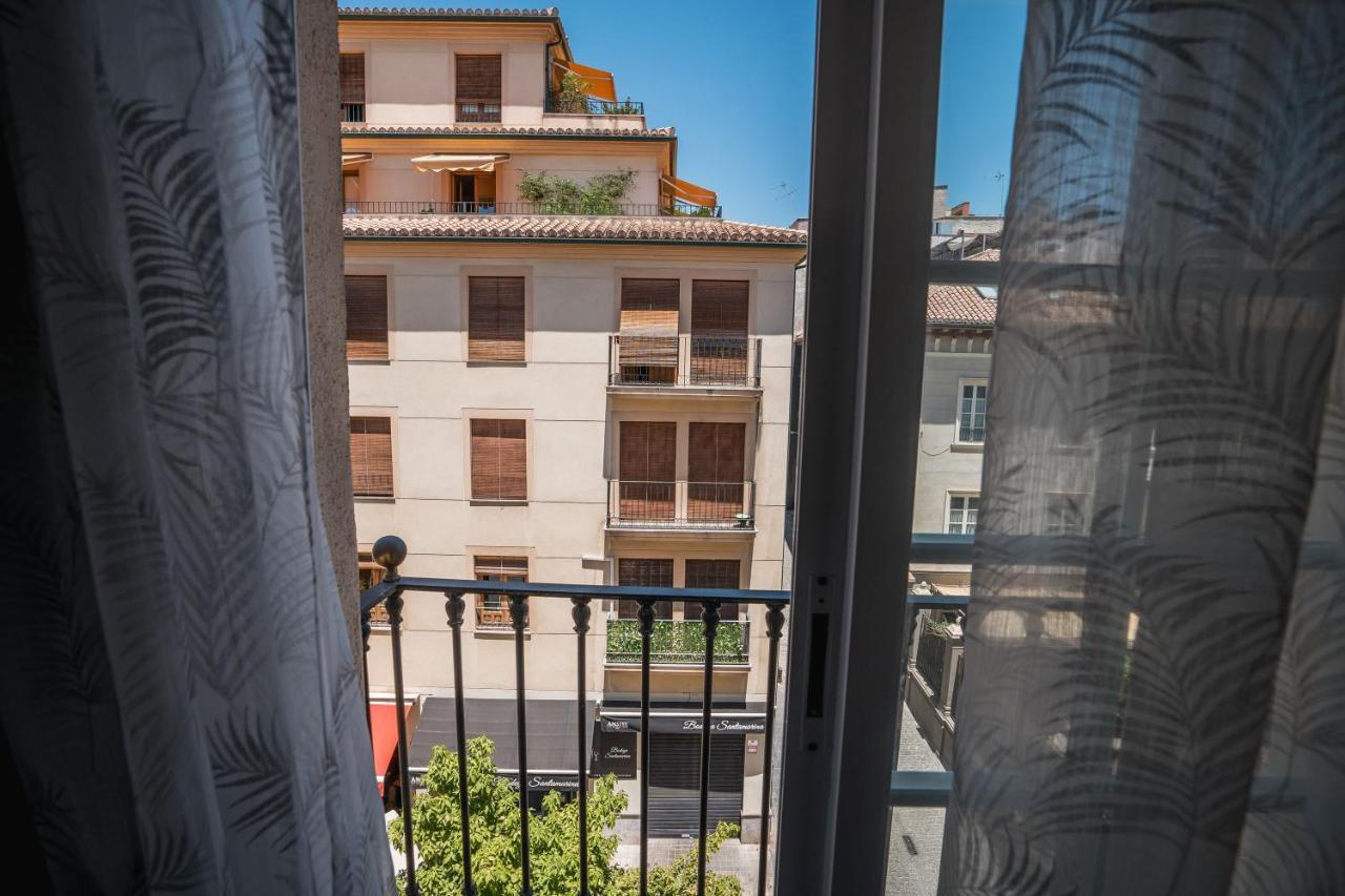 Ibericabeds Nueva De San Anton Apartment Granada Bagian luar foto